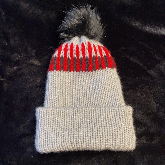 New handmade knitted winter hat 🧶❄️ - Picture 1 of 5